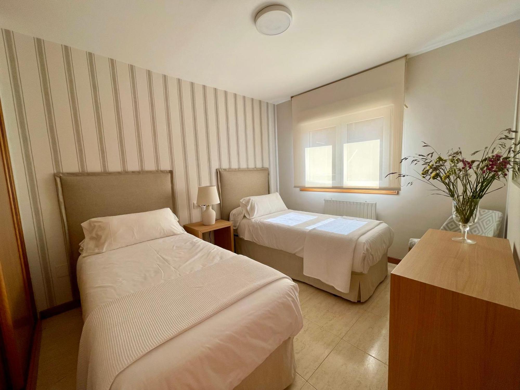 Apartamentos Fontenla-Lanzada Soutullo Exteriör bild