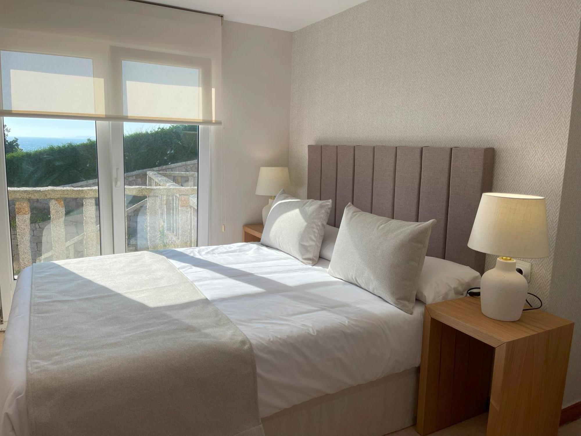 Apartamentos Fontenla-Lanzada Soutullo Exteriör bild