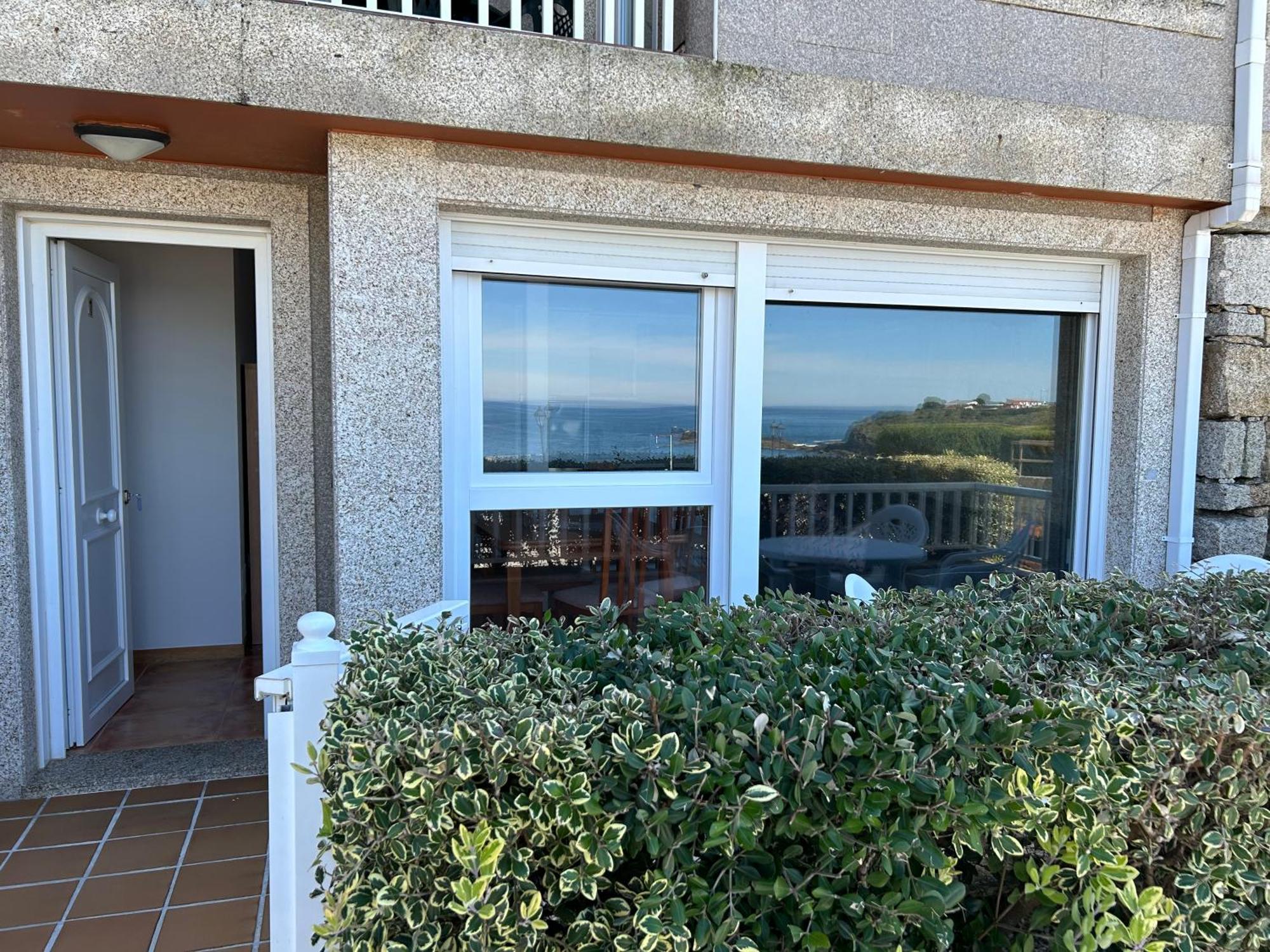 Apartamentos Fontenla-Lanzada Soutullo Exteriör bild