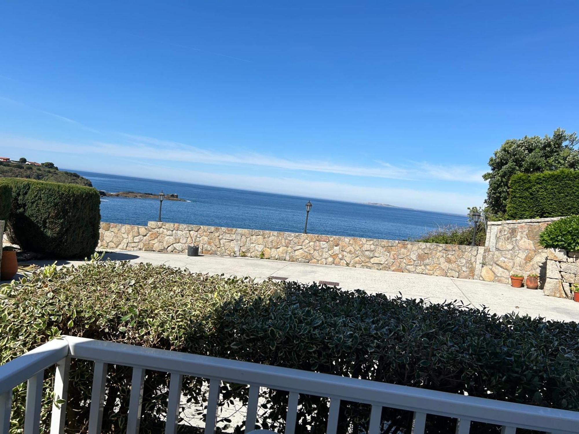 Apartamentos Fontenla-Lanzada Soutullo Exteriör bild