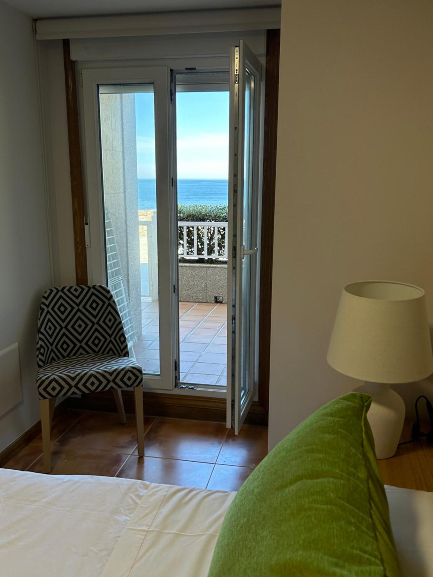 Apartamentos Fontenla-Lanzada Soutullo Exteriör bild