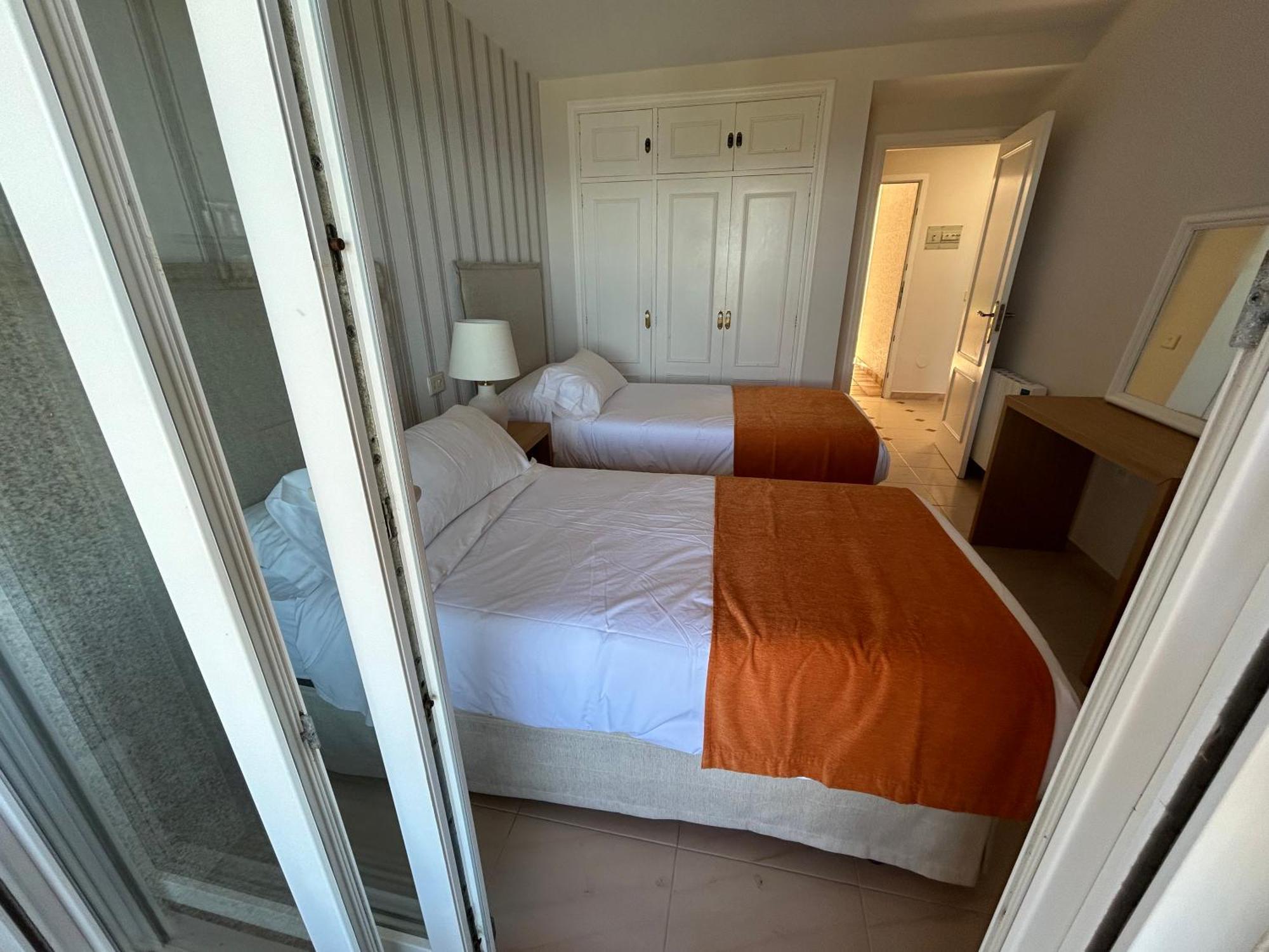 Apartamentos Fontenla-Lanzada Soutullo Exteriör bild